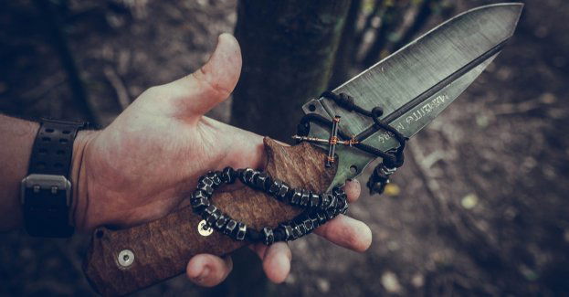 Adorator-nożownik z pociągu zatrzymany przez legnickich policjantów