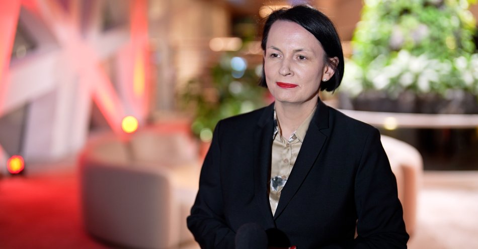 zdjęcie: Poprawa efektywności energetycznej budynków wielkim ogólnopolskim projektem. Na ten cel już dziś trafiają miliardy złotych / fot. Newseria - Dorota Zawadzka-Stępniak, prezeska zarządu, Narodowy Fundusz Ochrony Środowiska i Gospodarki Wodnej