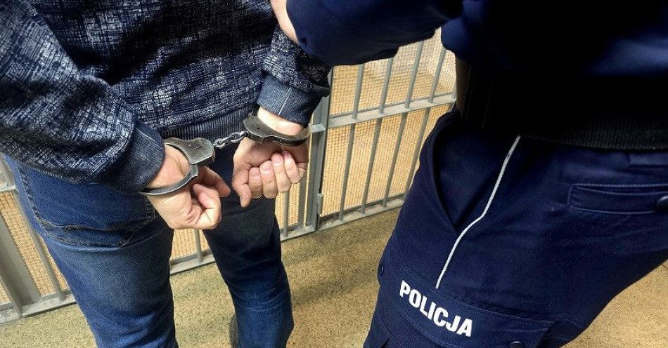 zdjęcie: Pościg w Jaworze: 22-latek zatrzymany z metamfetaminą / fot. KPP w Jaworze