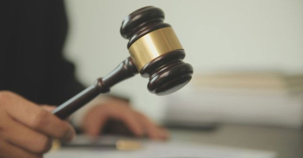 Skazanie i dwa umorzenia w procesie trzech kierowców ws. śmiertelnego wypadku