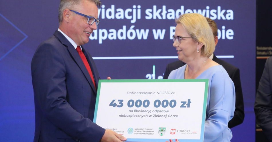 zdjęcie: NFOŚiGW przekaże 43 mln zł na likwidację składowiska odpadów w Przylepie / fot. PAP