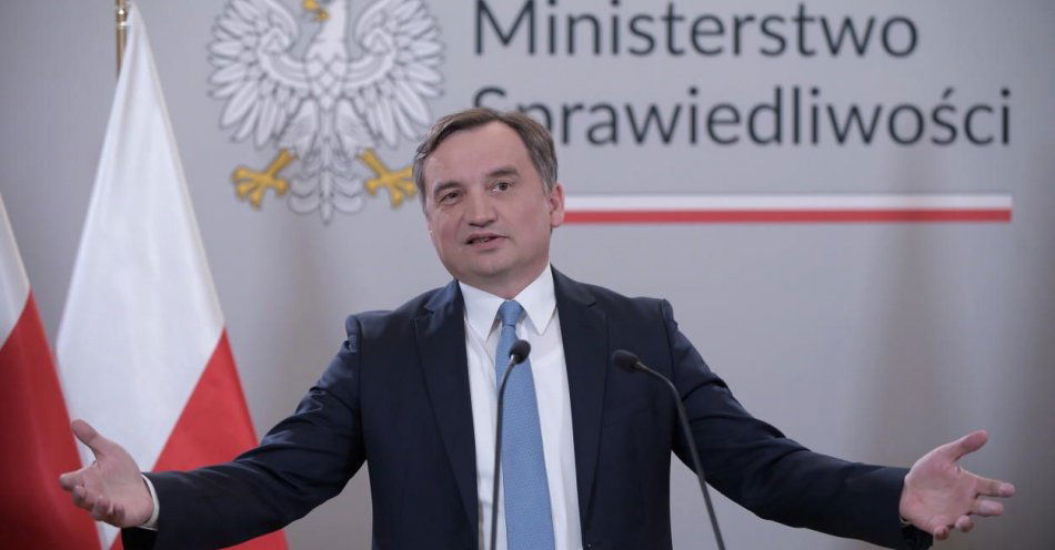 zdjęcie: Orzeczenia TSUE - niewiarygodne; wyrok nie był pisany przez sędziów, tylko polityków / fot. PAP