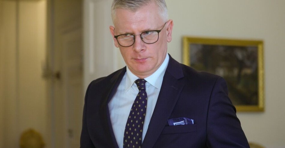 zdjęcie: Prokuratura wszczęła postępowanie ws. dopuszczenia Cenckiewicza do udziału w RBN / Warszawa, 26.02.2026. Szef BBN Sławomir Cenckiewicz podczas wręczenia not identyfikacyjnych członkom rodzin ofiar totalitaryzmów, 26 bm. w Pałacu Prezydenckim w Warszawie. (aldg) PAP/Leszek Szymański