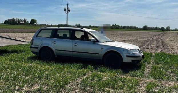 Nie zatrzymał się do kontroli. Nie miał uprawnień do kierowania, a w organizmie niemal 2,5 promila alkoholu