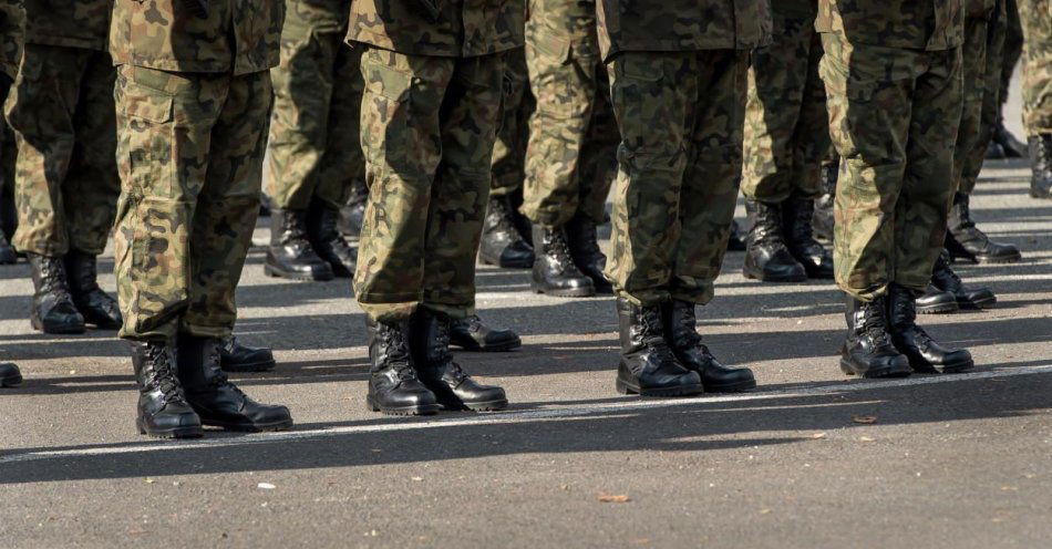 zdjęcie: Podczas ćwiczeń WOT zaginął karabin wyborowy BOR / fot. PAP