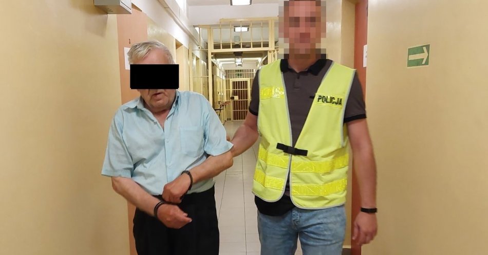 zdjęcie: Areszt tymczasowy dla 81-latka za znęcanie się nad żoną / fot. KMP Chełm