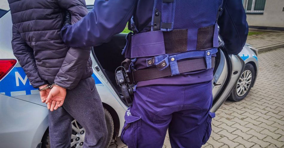 zdjęcie: Zatrzymany za rozbój - tymczasowo aresztowany / fot. KPP Siemiatycze