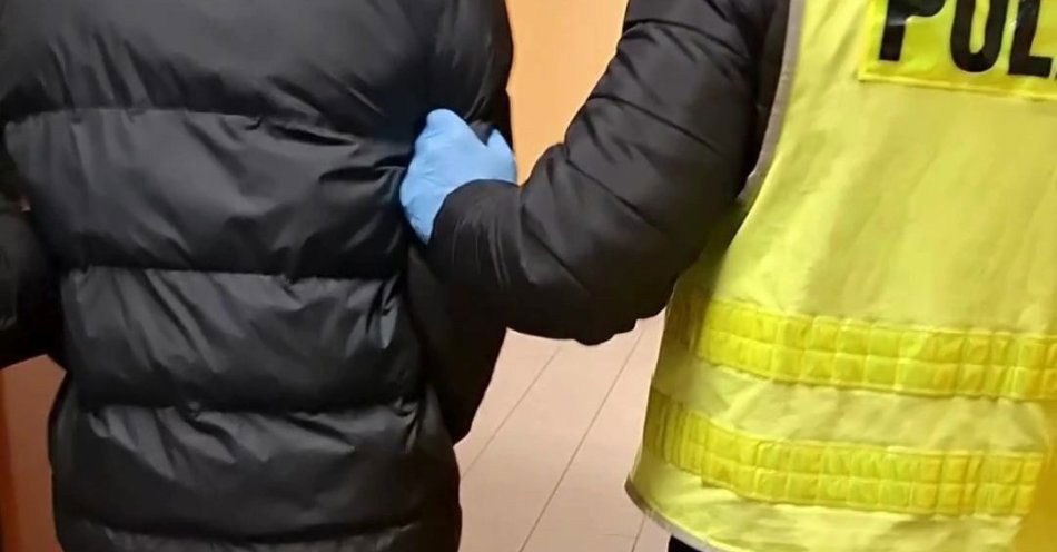 zdjęcie: Bójka w Szczecinku: śledztwo po śmiertelnym ugodzeniu nożem / fot. KPP w Szczecinku