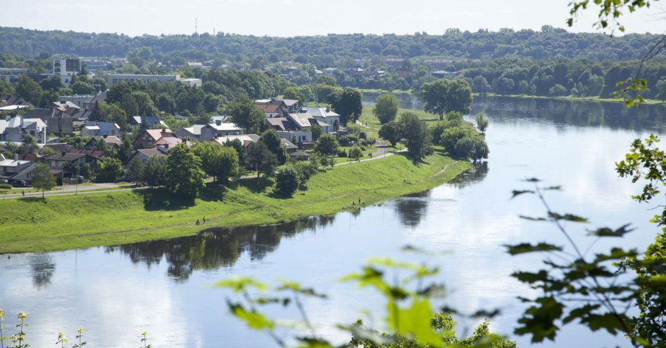 zdjęcie: W Płocku na lewym brzegu Wisły ma powstać kompleks budynków mieszkaniowych z mariną / v22394253