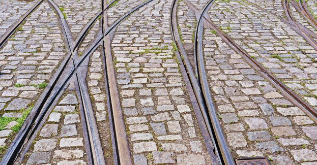 Wymiana zwrotnicy tramwajowej na ul. Teatralnej 26 - 30 marca
