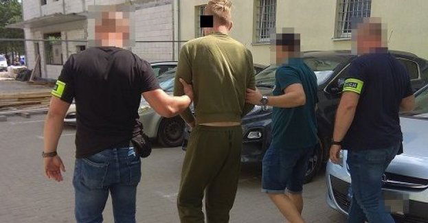 Zaatakował nożem swoich dziadków, trafił do aresztu