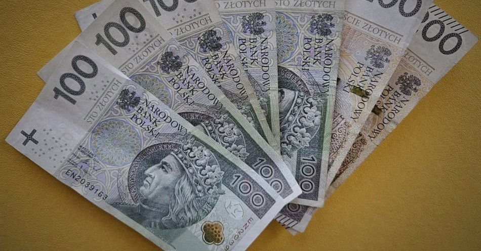 zdjęcie: Uważaj na oszustów przy przedświątecznych zakupach online / fot. KMP Zielona Góra