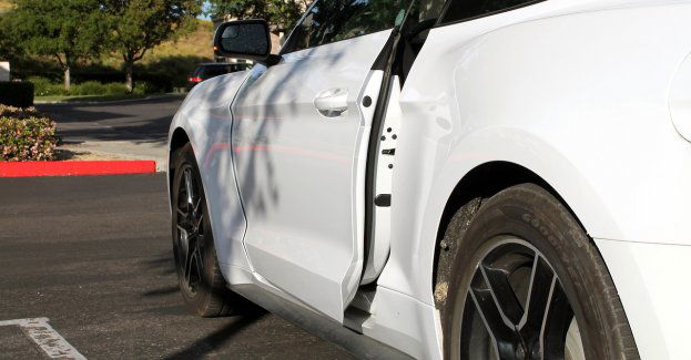 Okradł otwarte auto. Został zatrzymany