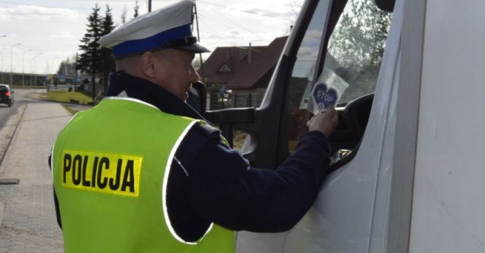 zdjęcie: Walentynki z szydłowiecką Policją / fot. KPP w Szydłowcu