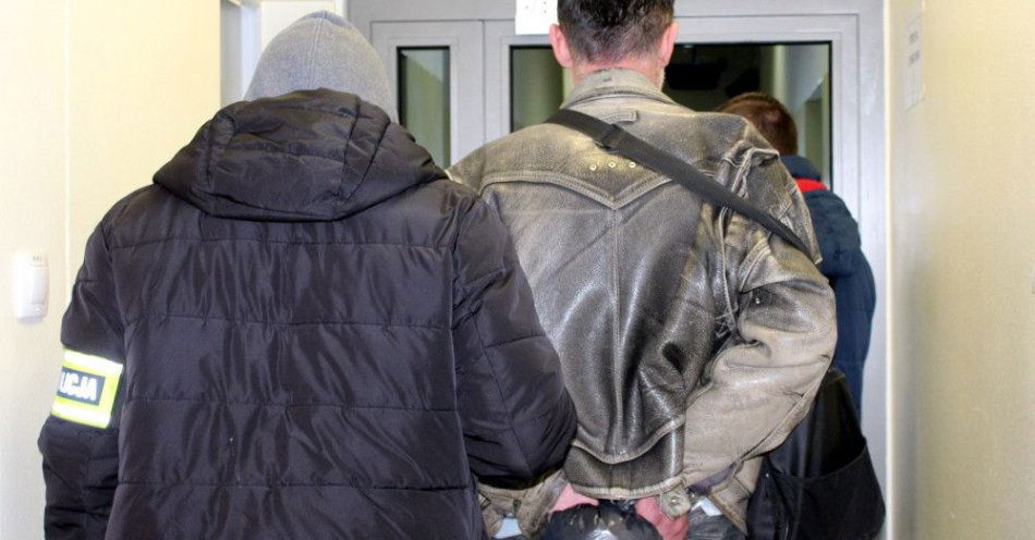 zdjęcie: Trzech poszukiwanych zatrzymanych w warszawskim metrze / fot. KP Metra Warszawskiego Kolejni poszukiwani zatrzymani w metrze