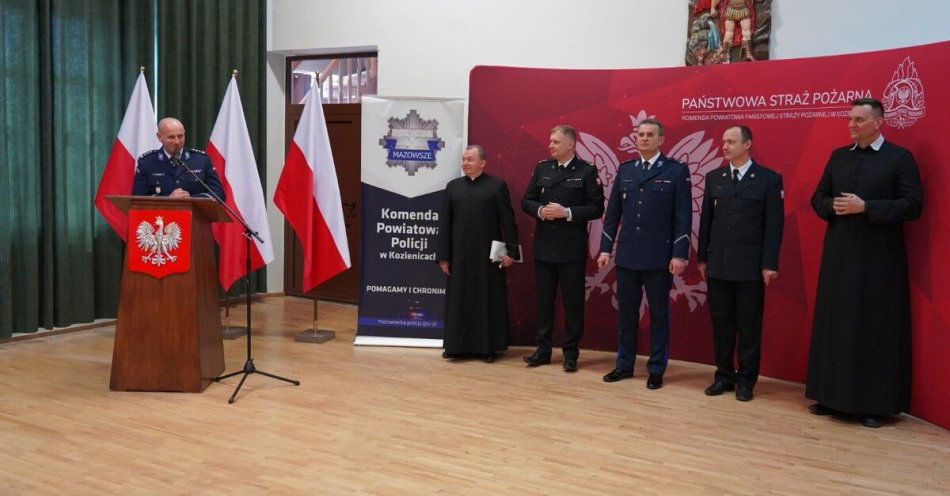 zdjęcie: Wielkanocne spotkanie służb mundurowych w Kozienicach / fot. KPP w Kozienicach