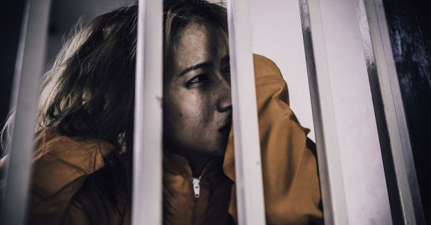 W sierpniu proces matki oskarżonej o usiłowanie zabójstwa 14-letniego syna