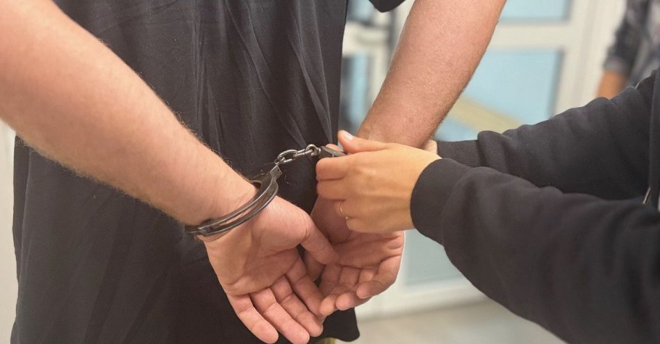 zdjęcie: Policja zatrzymała siedem osób poszukiwanych w dwa dni / fot. KPP w Sławnie