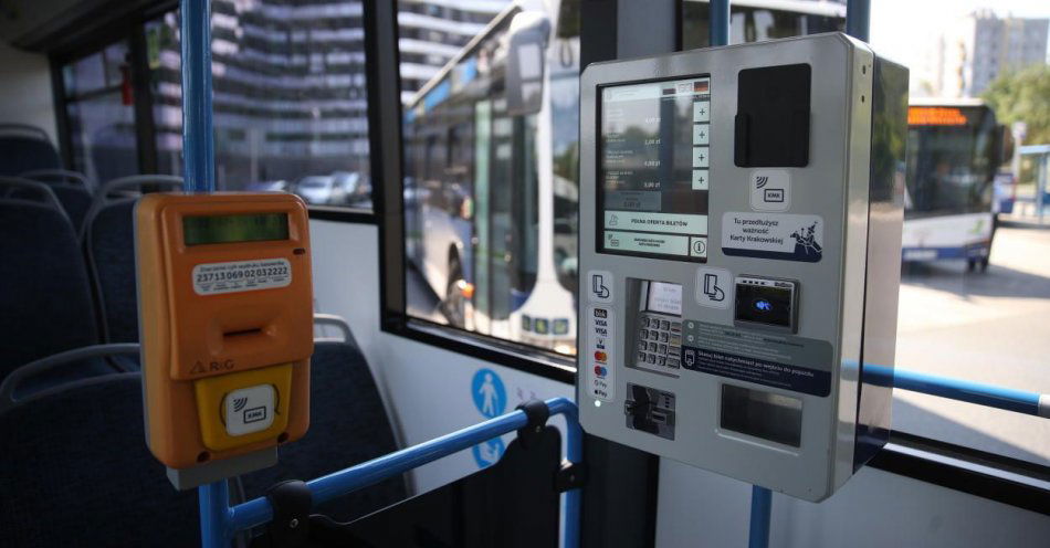 zdjęcie: Sąd wydał list gończy za 32-latkiem, który jeździł bez ważnego biletu MPK / fot. PAP