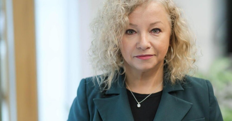 zdjęcie: Kotula: w piątek o godz. 11 Lewica i PSL zaprezentują szczegóły projektu ustawy o związkach nieformalnych / Warszawa, 09.10.2025. Sekretarz stanu w Kancelarii Prezesa Rady Ministrów Katarzyna Kotula w siedzibie Polskiej Agencji Prasowej w Warszawie, 9 bm. Katarzyna Kotula była gościem Studia PAP. (rg/mgut) PAP/Rafał Guz