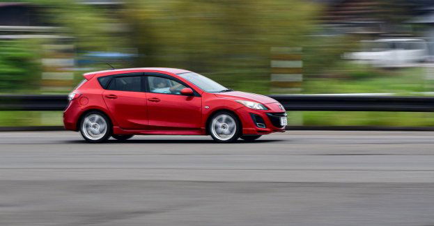 Policjanci poszukują uciekiniera