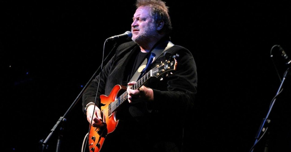 zdjęcie: 10 lat temu zmarł Jarosław Śmietana, muzyk, gitarzysta jazzowy / fot. PAP
