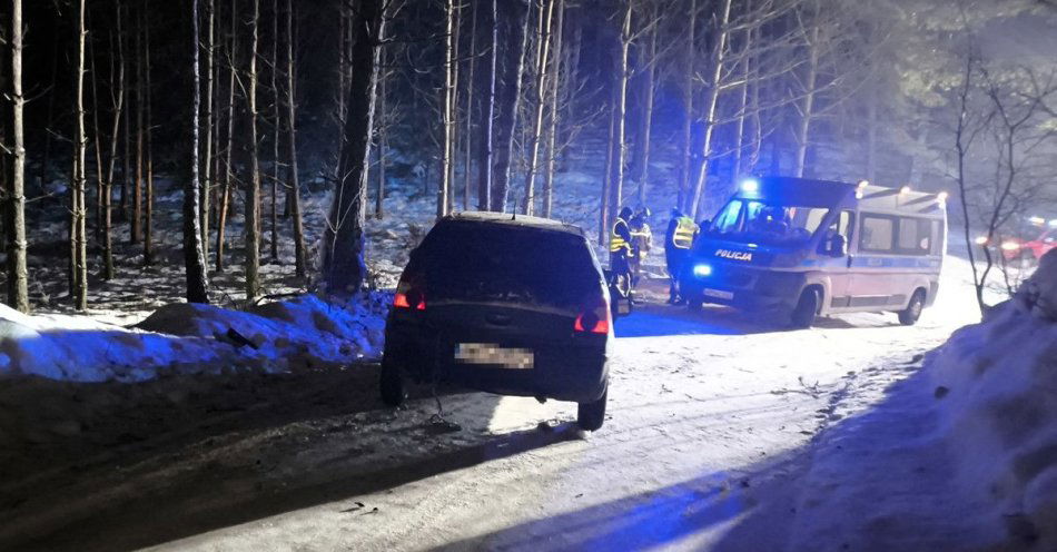 zdjęcie: Poszukiwany pijany z narkotykami uciekł i rozbił auto / fot. KPP w Bytowie