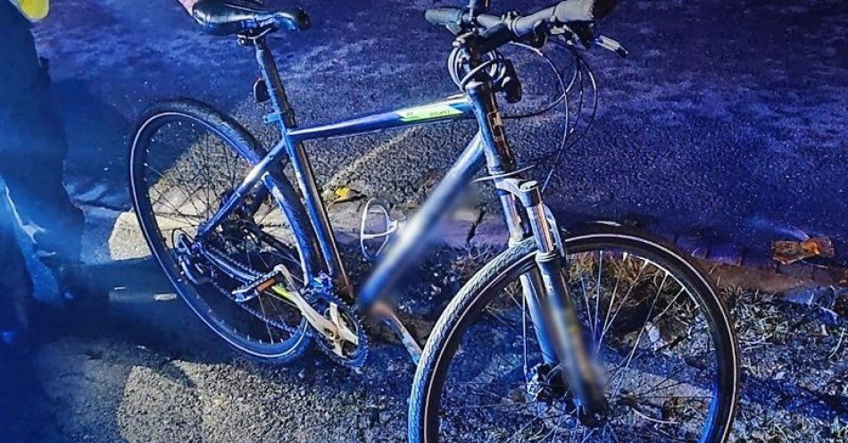 zdjęcie: W środku nocy wsiadł za kierownicę roweru, pomimo iż miał blisko półtora promila alkoholu w organizmie / fot. KMP w Wałbrzychu