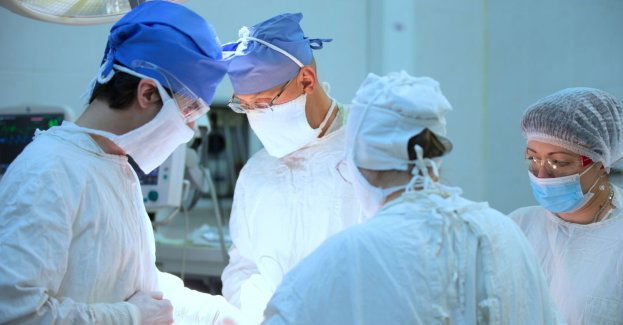 Lekarze Wielkopolskiego Centrum Onkologii przeprowadzili innowacyjną operację rekonstrukcji żuchwy