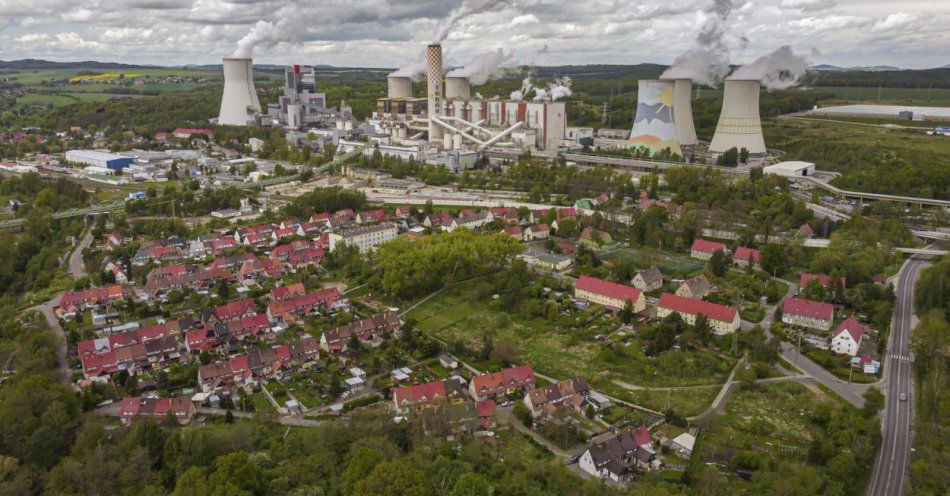 zdjęcie: Sąd zawiesił postępowanie ws. decyzji środowiskowej GDOŚ dot. kopalni Turów / fot. PAP