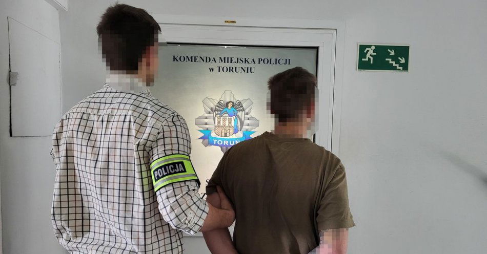zdjęcie: Ignorował zakaz prowadzenia pojazdów, został osądzony w trybie przyspieszonym / fot. KMP w Toruniu