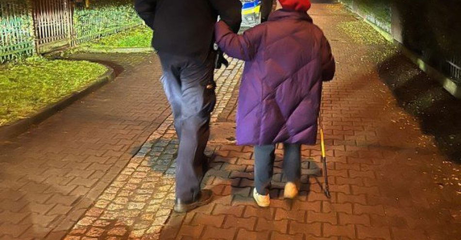 zdjęcie: Seniorka 90 lat odnaleziona po szybkiej akcji policji i rodziny / fot. KMP w Wrocławiu