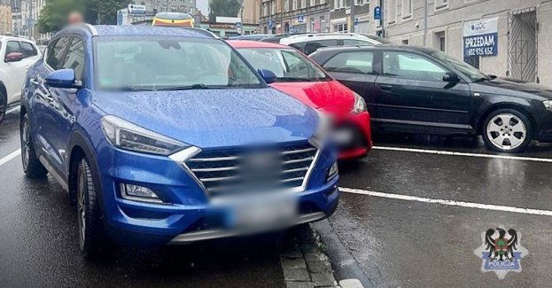 Zmieniasz pas ruchu? Wykonaj manewr prawidłowo i upewnij się, że możesz to zrobić bezpiecznie