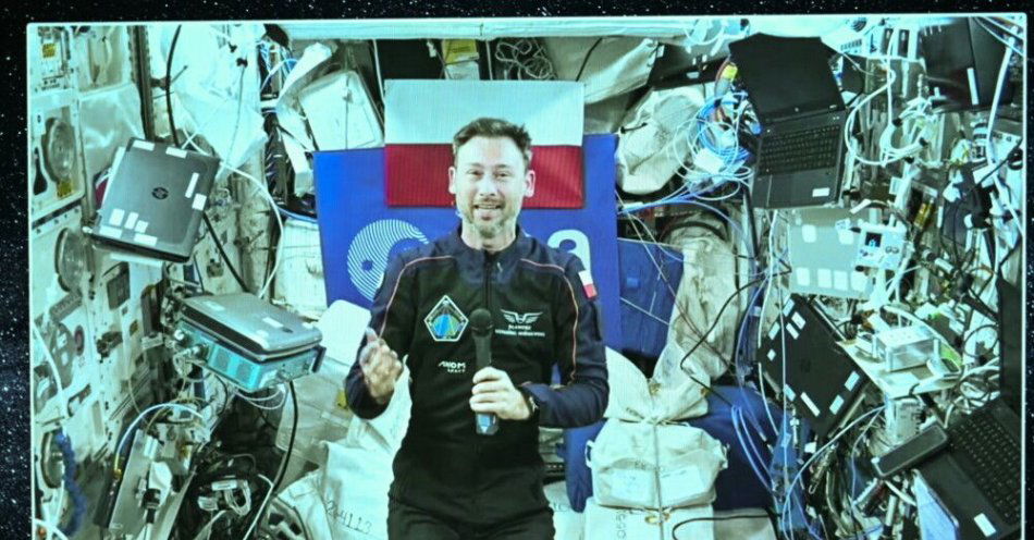 zdjęcie: Na ISS gospodarka zasobami w obiegu niemal zamkniętym / fot. PAP