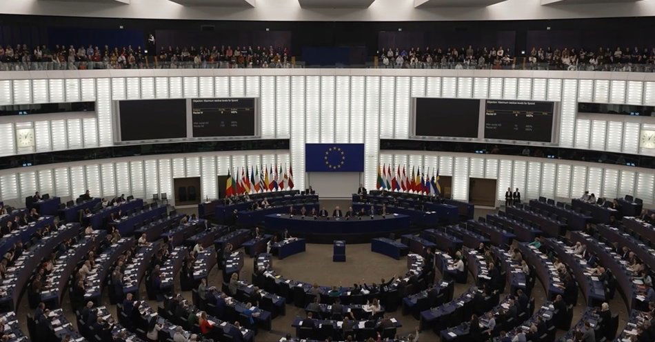 zdjęcie: W Parlamencie Europejskim słychać głosy krytyki wobec nowego budżetu UE / fot. PAP – kadr z filmu