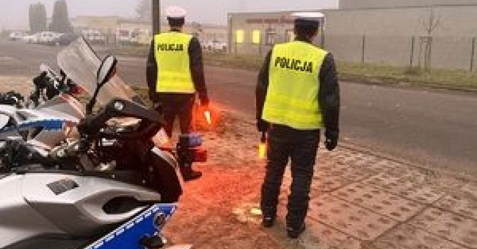 zdjęcie: Skrajnie nieodpowiedzialne zachowanie mieszkanki Stargardu - na szczęście w pobliżu byli policjanci z ,,drogówki” / fot. KPP w Stargardzie