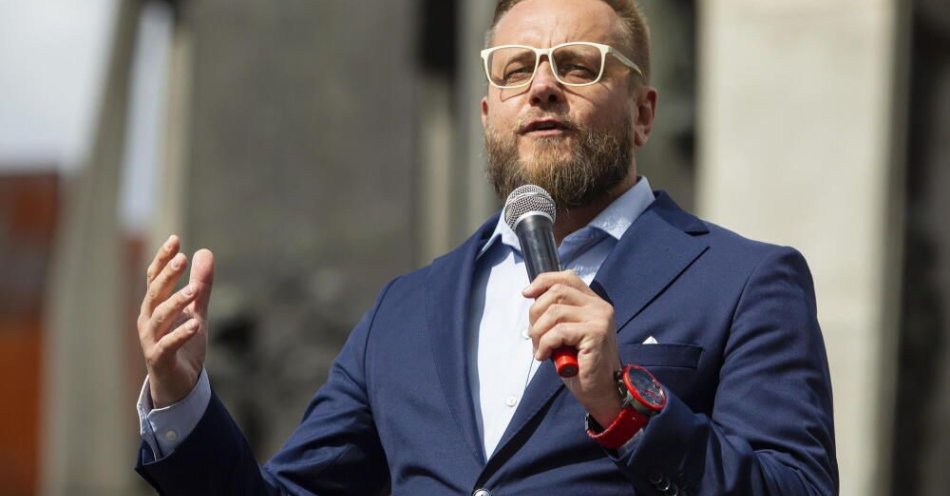 zdjęcie: Prokuratura bada podpisy komitetu Pawła Tanajny. Ponad 50 osób do przesłuchania / fot. PAP