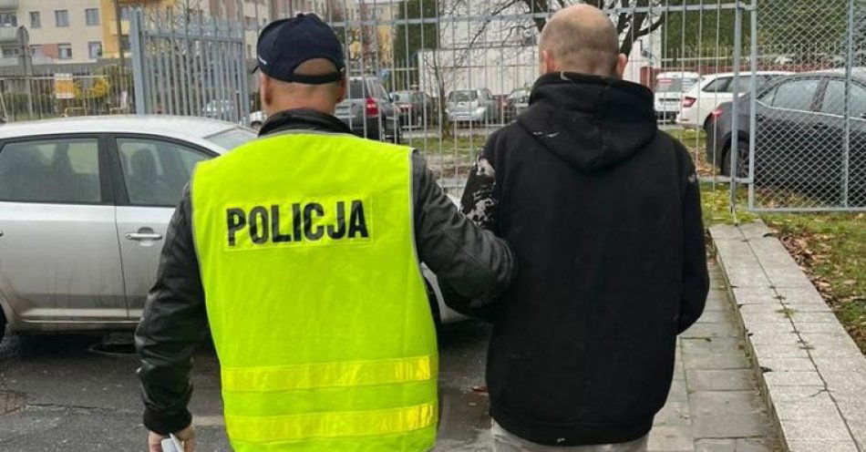 zdjęcie: Napadli na pracownika cukierni i ukradli wypieki. Zostali zatrzymani przez policjantów ze Szwederowa / fot. KWP w Bydgoszczy