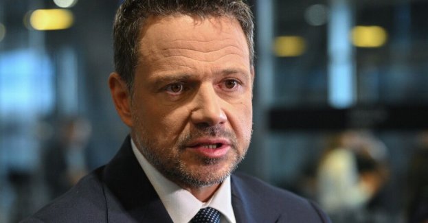 Trzaskowski o Marszu Niepodległości: każdy ma prawo demonstrować - pod warunkiem, że nie łamie prawa