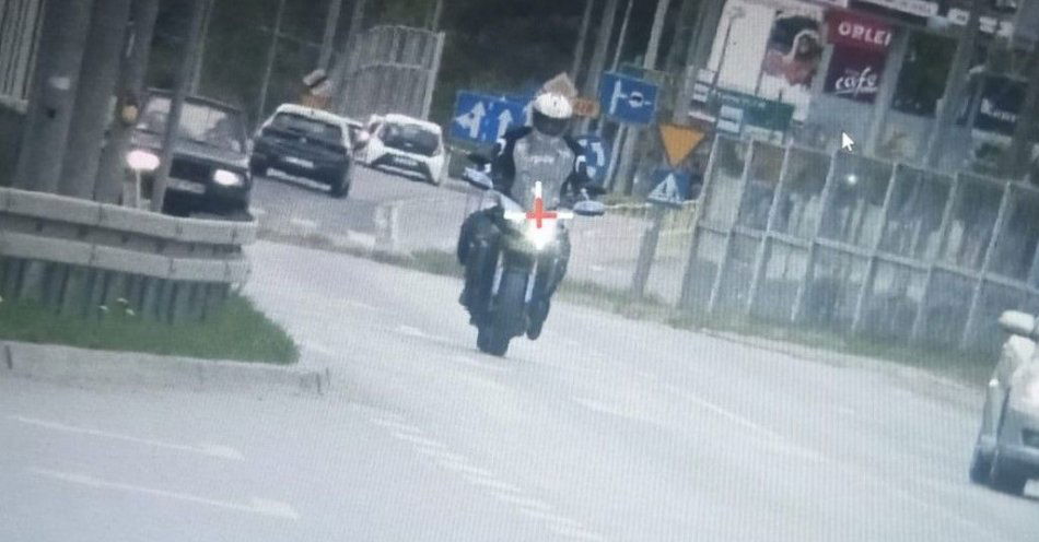 zdjęcie: Sezon na moto - bądź odpowiedzialny / fot. KMP Białystok