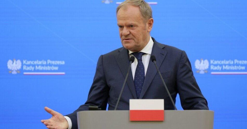 zdjęcie: Premier o Wołodymyrze Ż.: w interesie Polski nie jest wydawanie go w ręce innego państwa / Warszawa, 07.10.2025. Premier Donald Tusk podczas wspólnej konferencji prasowej z premier Litwy po spotkaniu w Kancelarii Prezesa Rady Ministrów w Warszawie, 7 bm. (aldg) PAP/Paweł Supernak
