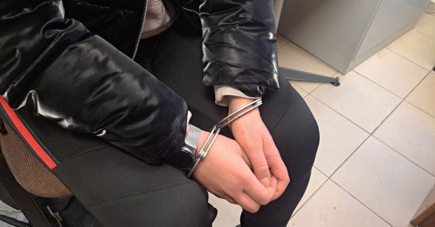 Zabawkowe banknoty próbowali wymieniać na prawdziwe, wpadli w ręce policjantów