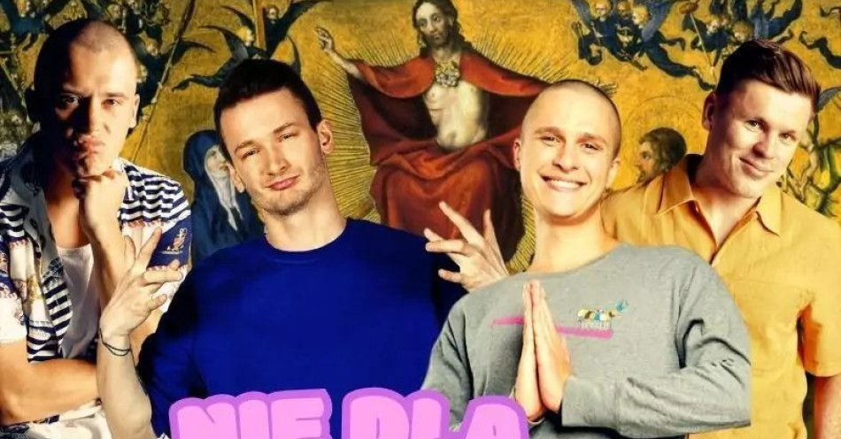 zdjęcie: Bartek Strusiński, Kuba Wu, Filip Puzyr i Kuba Dąbrowski komentują w Warszawie. / kupbilecik24.pl / Bartek Strusiński, Kuba Wu, Filip Puzyr i Kuba Dąbrowski komentują w Warszawie.