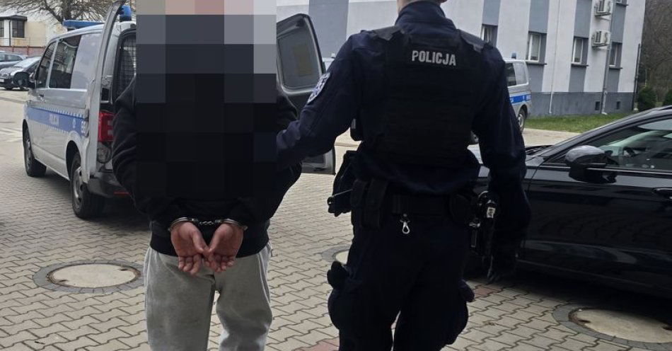 zdjęcie: Kibic skazany za racę dymną. Zakaz stadionowy na 2 lata / fot. KPP w Lubinie