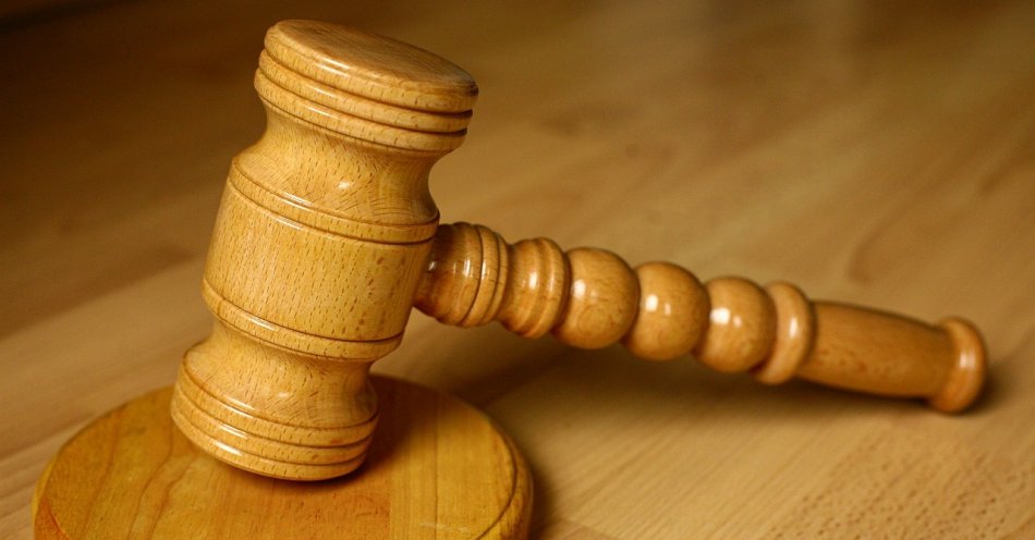 zdjęcie: Sprawca przemocy z zakazem kontaktowania, nakazem opuszczenia wspólnie zajmowanego mieszkania oraz policyjnym dozorem / pixabay/6471488