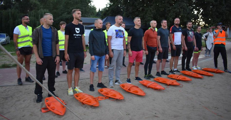 zdjęcie: Mł.asp. Rafał Syczew piąty rok z kolei niepokonany podczas Maratonu Ekstremalnego Policji Garnizownu Warmińsko-Mazurskiego!!! / fot. KPP w Mrągowie