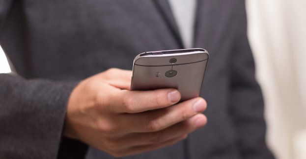 Od trzech godzin leżę nad rzeką, nie mogę wstać, nie wiem gdzie jestem, potrzebuje pomocy...