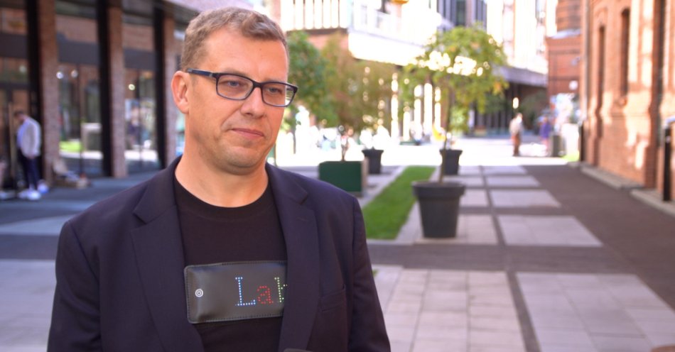 zdjęcie: Ekrany w sklepach zmieniają rynek marketingu. Sieci handlowe konkurują z tradycyjnymi mediami / fot. Newseria - Tomasz Szulkowski, dyrektor operacyjny, MSpark (WPP Media)