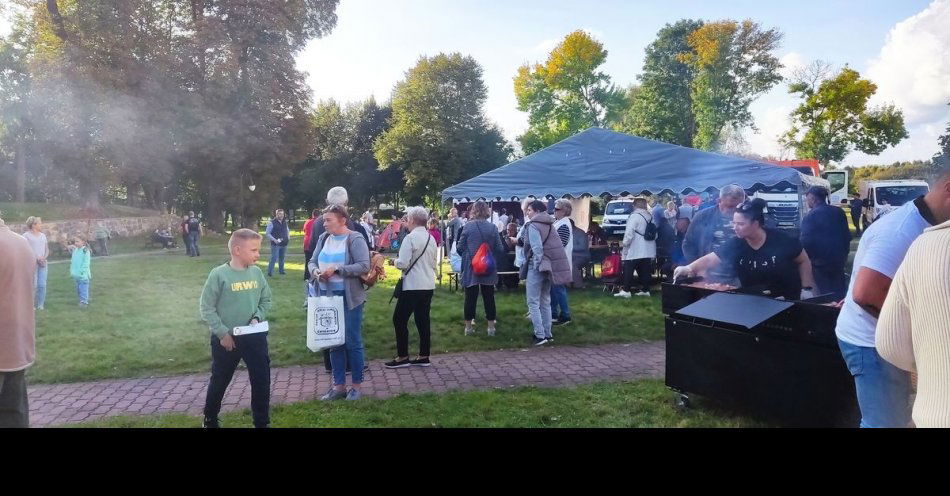 zdjęcie: Piknik sąsiedzki; na Świdwińskim Podzamczu / fot. KPP w Świdwinie