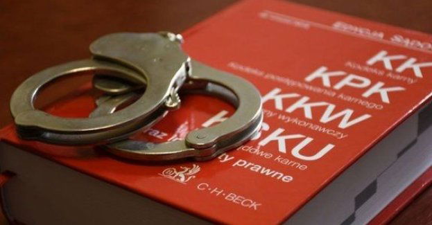 Policjanci podczas "majówki" zatrzymali kilkunastu poszukiwanych